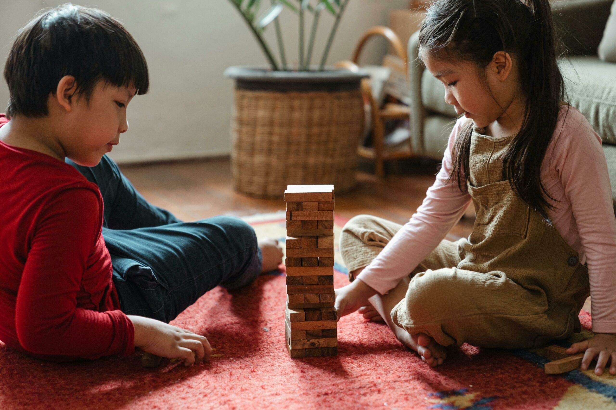 5 activités ludiques pour apprendre tout en s’amusant à la maison